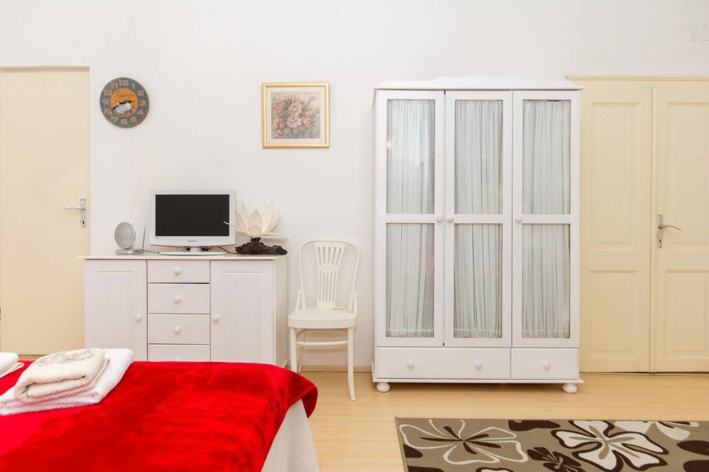 Stella City Center Accommodation Dubrovnik Bagian luar foto