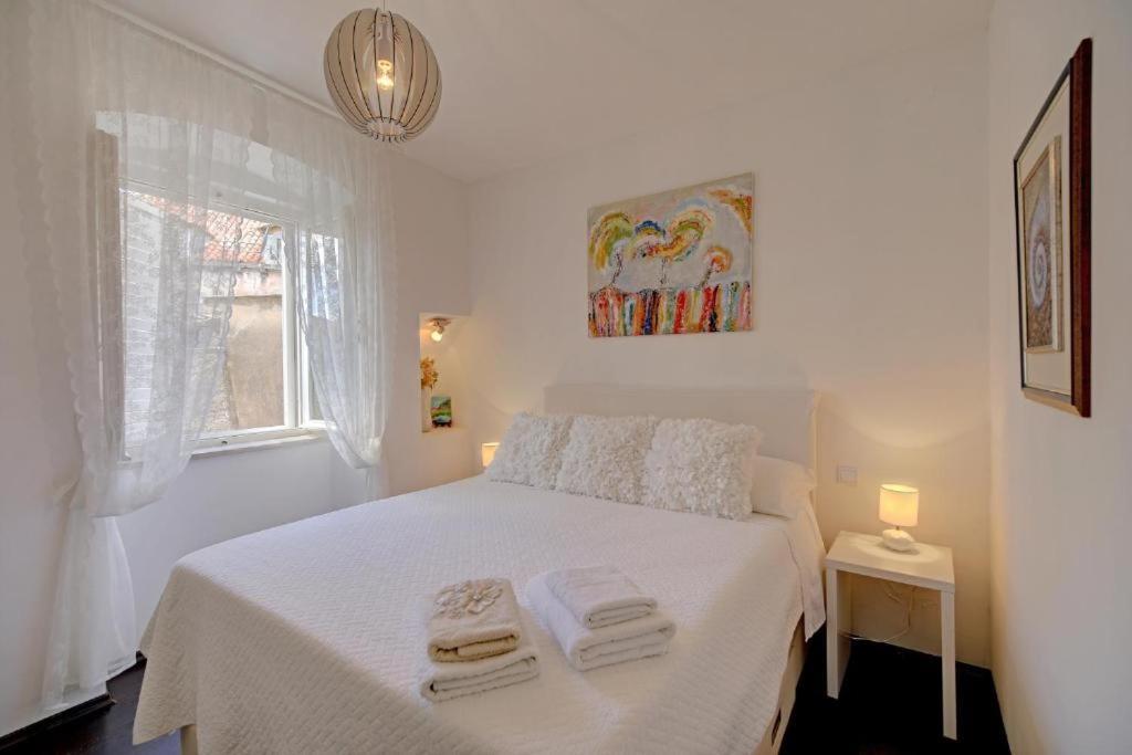 Stella City Center Accommodation Dubrovnik Bagian luar foto