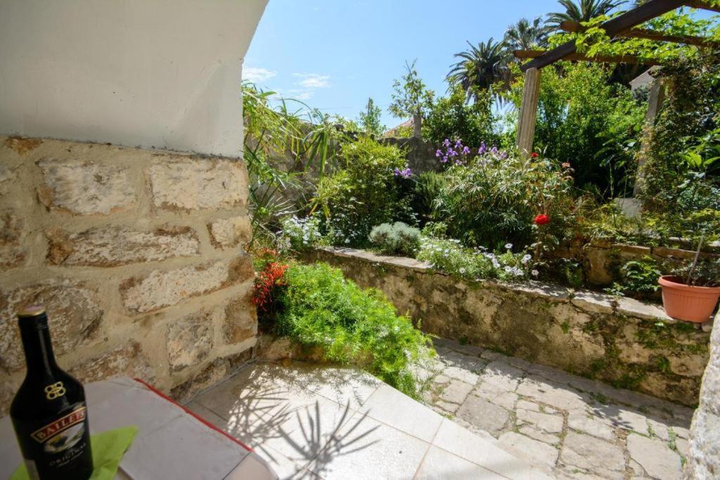 Stella City Center Accommodation Dubrovnik Bagian luar foto