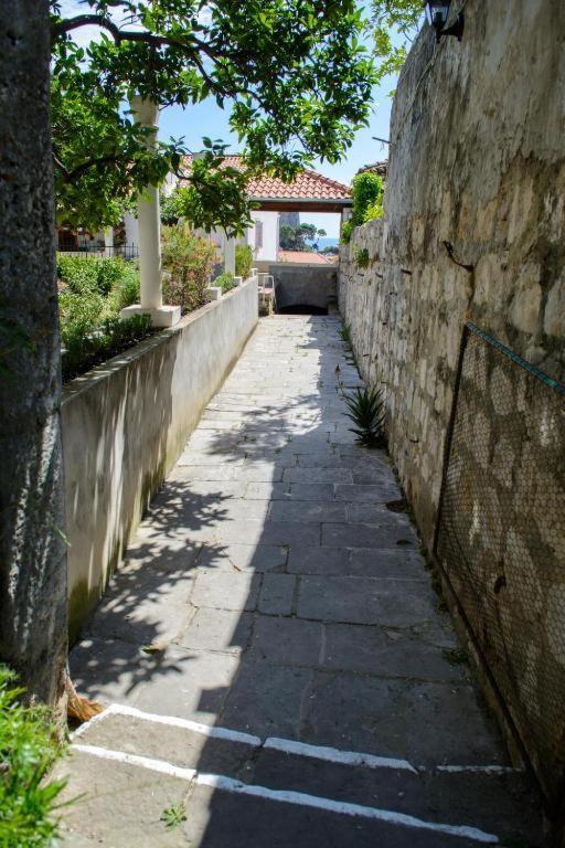 Stella City Center Accommodation Dubrovnik Bagian luar foto